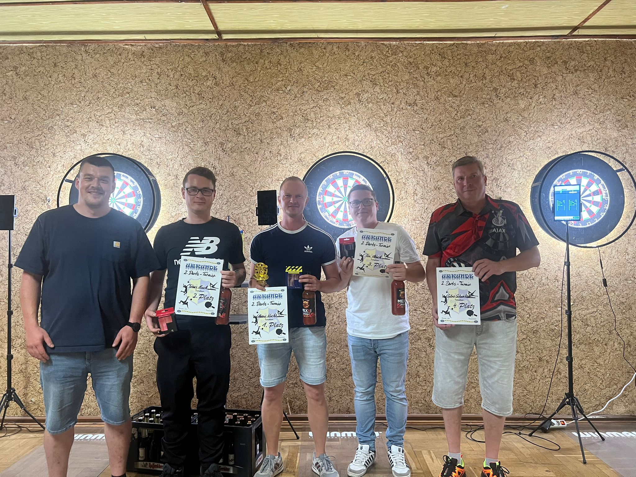 Featured image for “Darts-Krimi in Hosena – Wer trifft, gewinnt!”